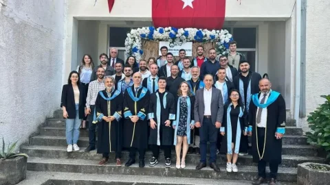 K.T.&Uuml;. Deniz Bilimleri Fak&uuml;ltesi&rsquo;nin organize etmiş olduğu 37. D&ouml;nem mezuniyet t&ouml;renine katıldık.