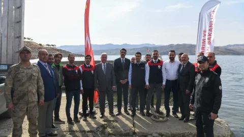 Tunceli&rsquo;de Yavru Balık Buluşması
